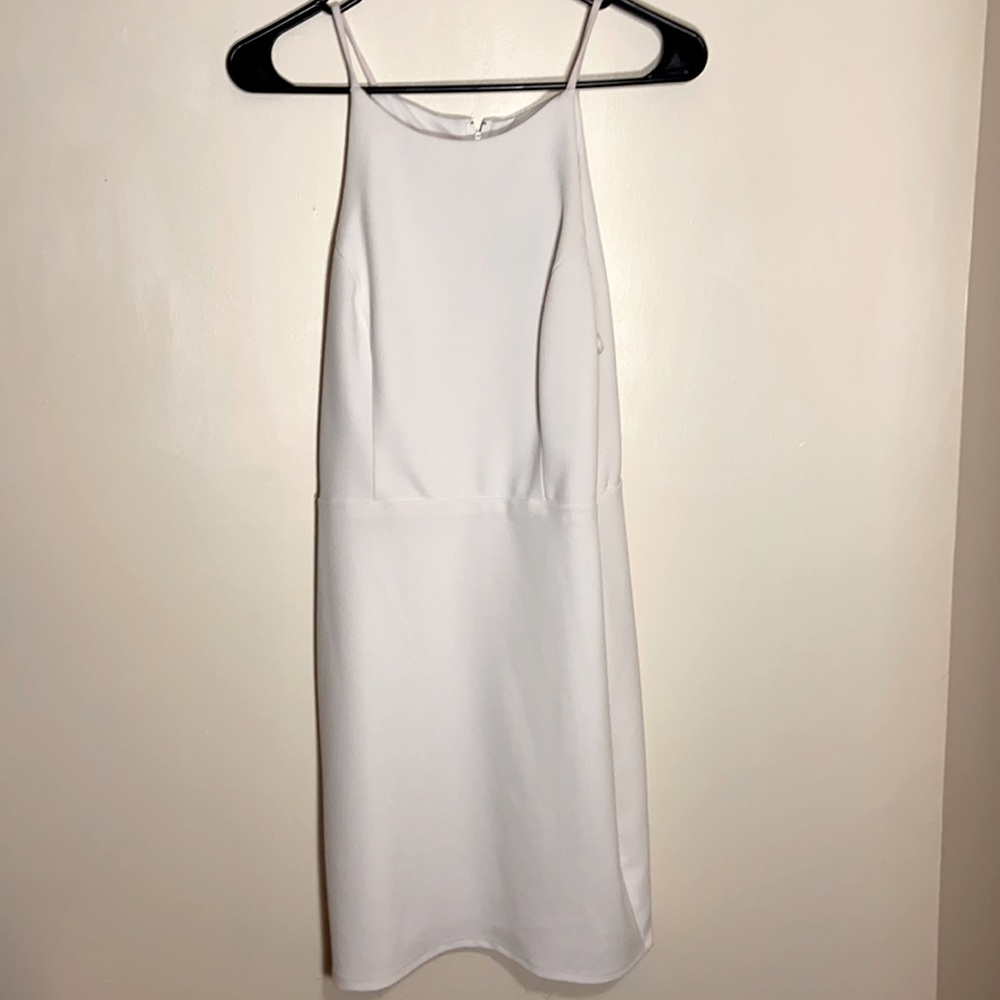 White bodycon dress